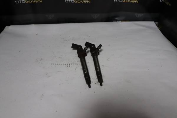 FORD TRANSİT 100 L-S-V ÇIKMA PARÇA  ENJEKTÖR